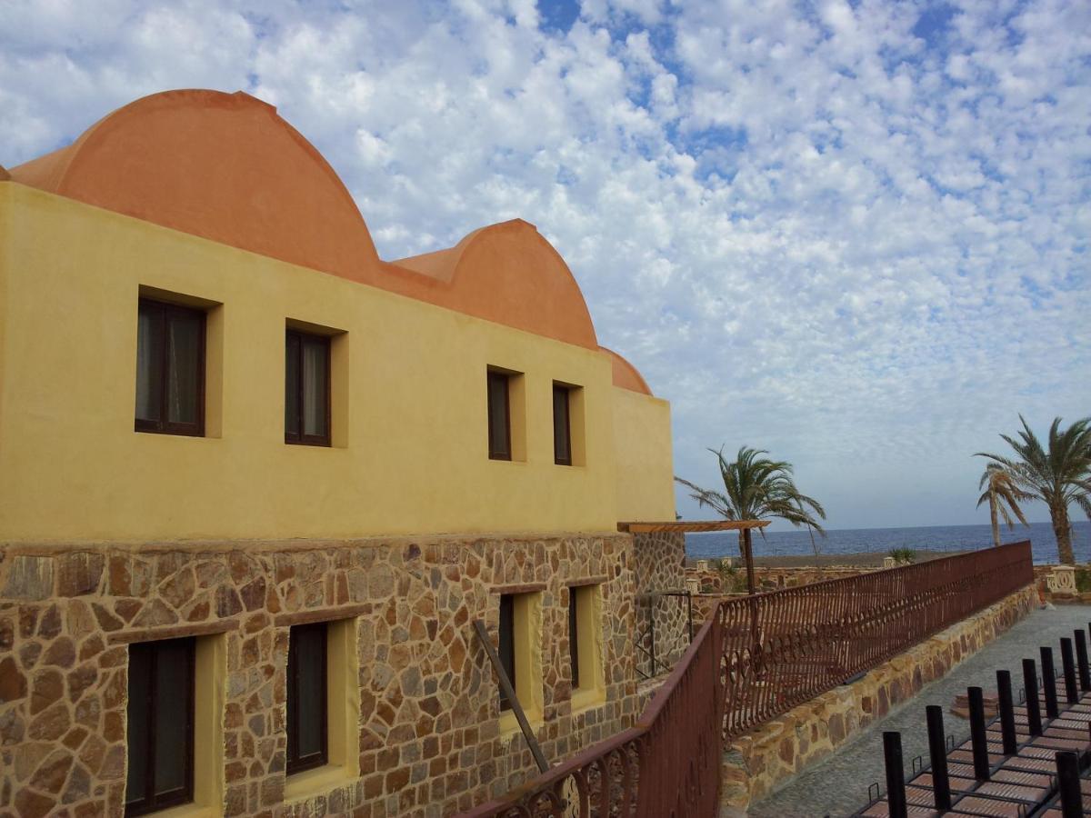 Rohanou Beach Resort El Qoseir Eksteriør billede